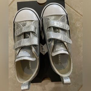 New Converse toddle shoes / Size toddle 10K
